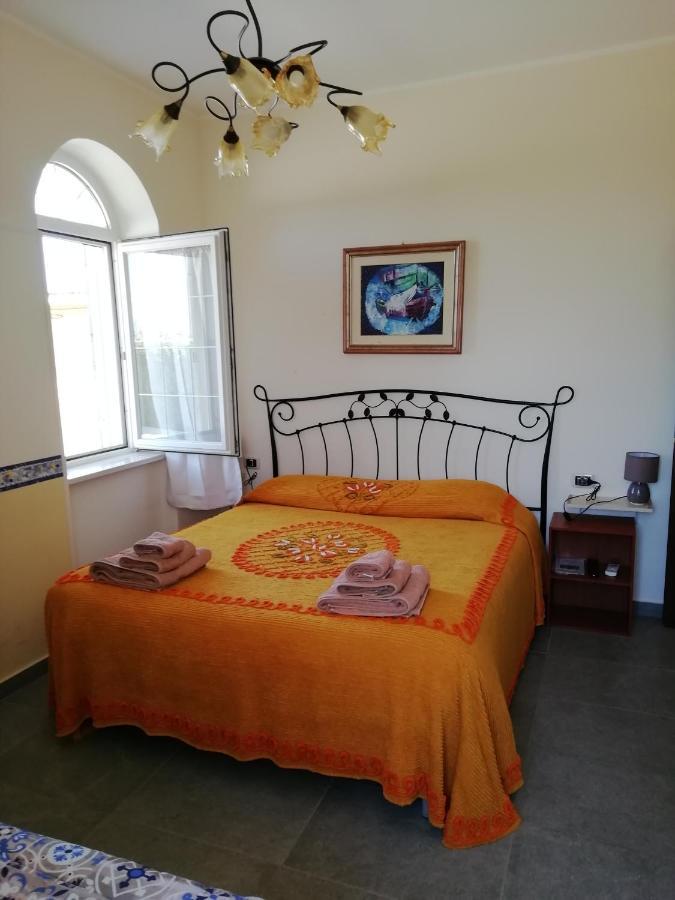 Casadolcecasalatina Bed and Breakfast Eksteriør billede
